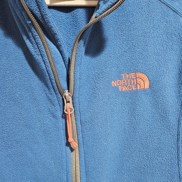 The North Face Women’s Full Zip Blue Fleece Jacket with Orange Logo Size Small - Picture 3 of 10
